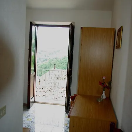 Le Due Lanterne 3* Aieta