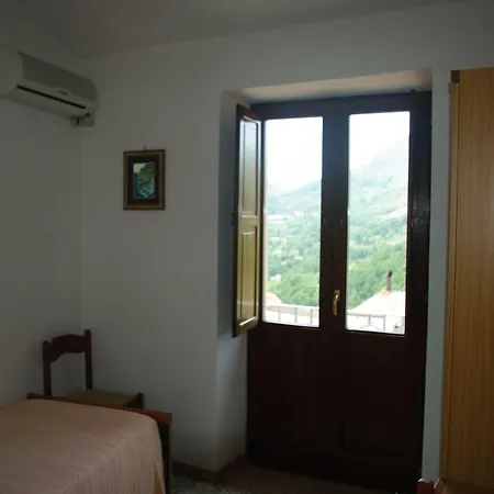 Le Due Lanterne Aieta