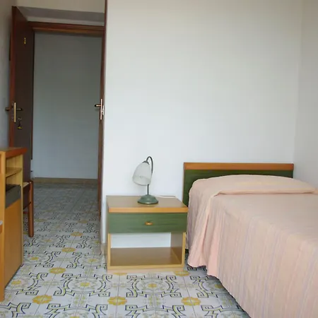 Le Due Lanterne 3* Aieta