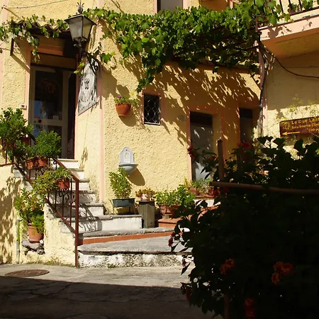 Le Due Lanterne 호텔 3*