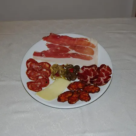 Le Due Lanterne 3* Aieta