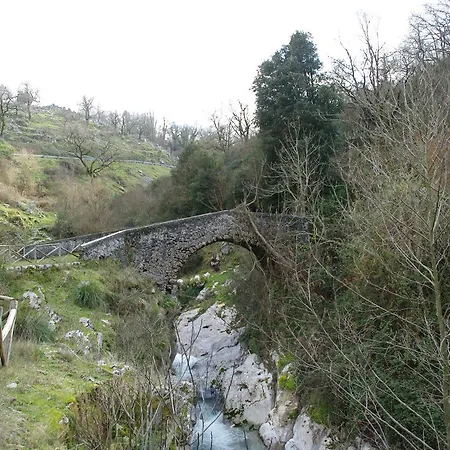 Le Due Lanterne 3* Aieta