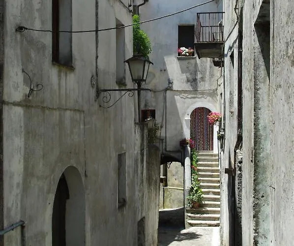 Le Due Lanterne Hotel Aieta