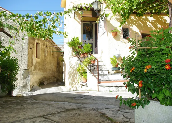 Hotel Le Due Lanterne Aieta