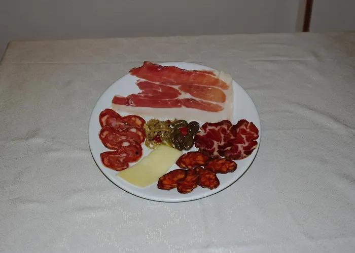 Le Due Lanterne 3* Aieta